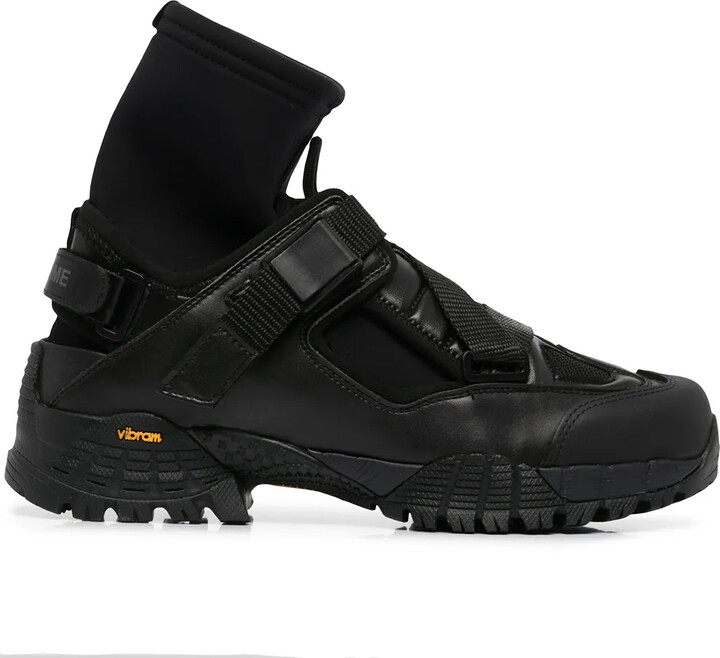 cloud walker sneakers