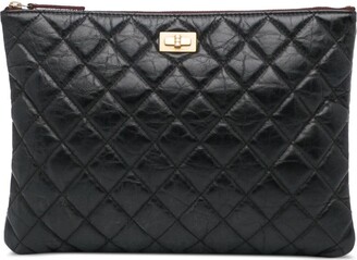 Chanel Pre-owned Diamond Quilted Clutch Bag