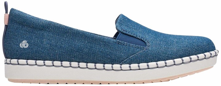 clarks ladies slip on trainers