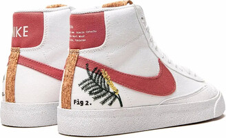 blazer mid 77 se catechu