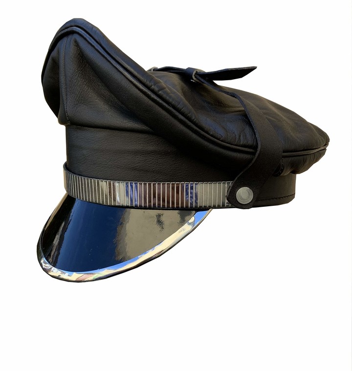 Muir Cap Leather