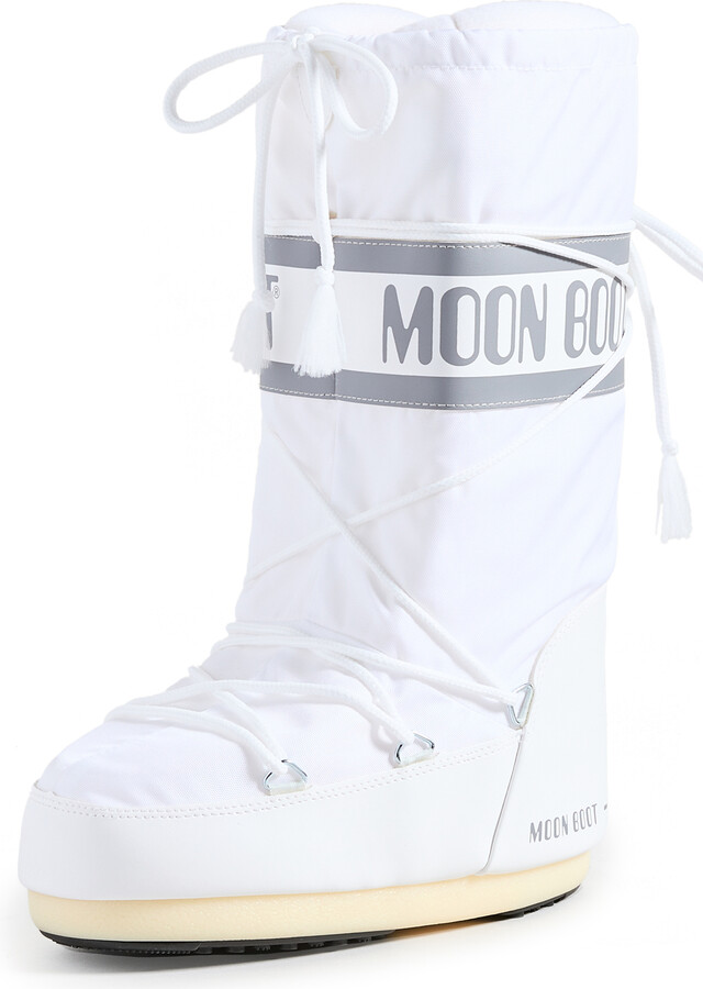 Moon Boot Low Nylon WP 2 snow boots - ShopStyle