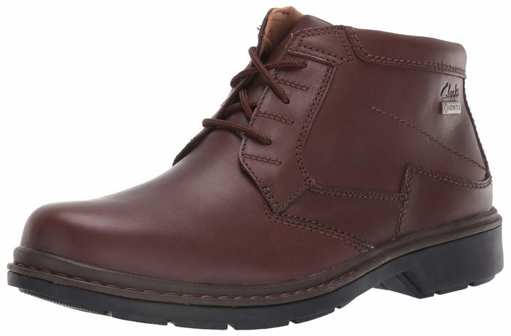 clarks brown boots mens