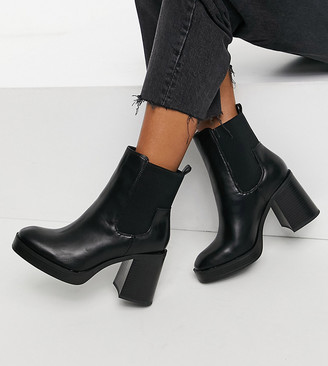 helt seriøst Ideelt Kriminel Public Desire Wide Fit Klara chunky heeled ankle boots in black - ShopStyle