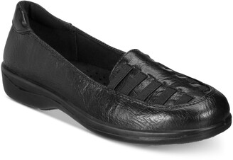 Easy Street Shoes Genesis Loafers
