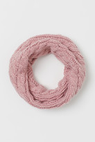 HM pink knitted circle scarf