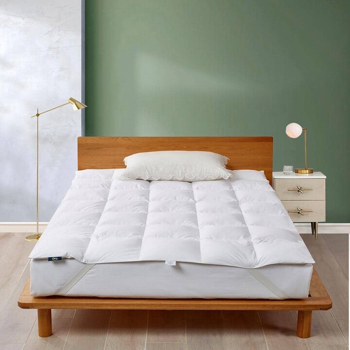 Serta ST-FB-7 2 in. Medium No Pocket Down Full Mattress Topper