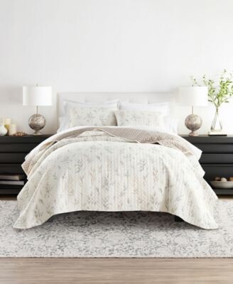 IENJOY HOME Watercolor Leaves Stripe Reversible Lightweight Quilt Sets