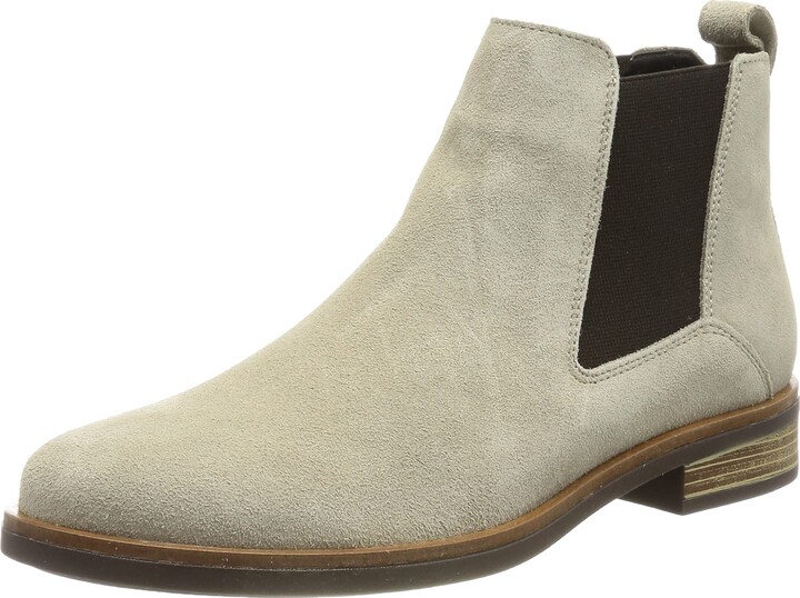 clarks demi beat chelsea boot