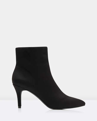 Forever New Brenda Pointed Mid Heel Boots
