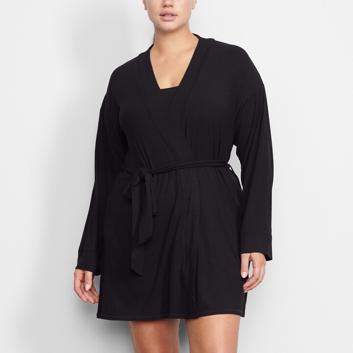 SKIMS Soft Lounge Robe | Onyx