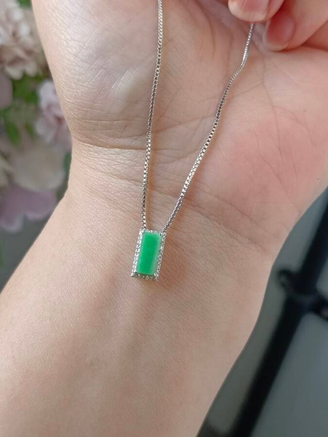 Apple Green Type A Grade Natural Jadeite Jade Fei Cui Small Plain Rectangle 18K White Gold & Diamonds Pendant