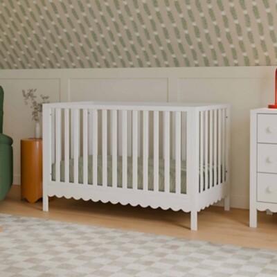 daVinci Sammy Scallop 4-in-1 Convertible Crib