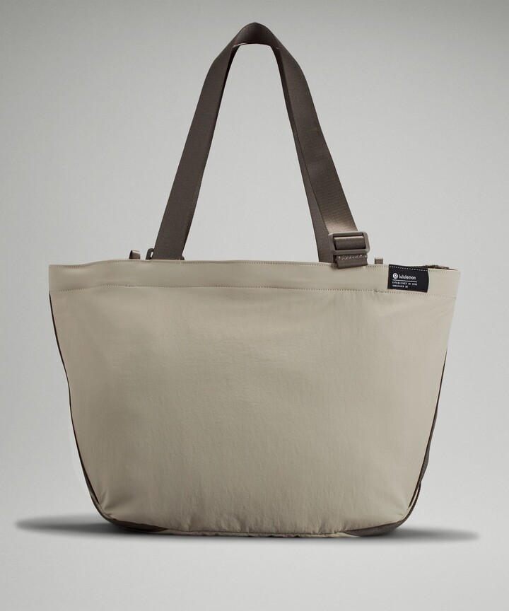 lululemon expeditionist anorak