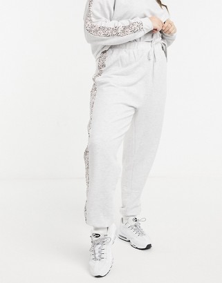 New Look Plus New Look Curve co-ord animal-print trackies in light grey