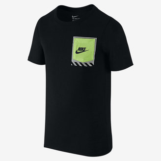 Nike Tech Pocket Big Kids' (Boys') T-Shirt (XS-XL)