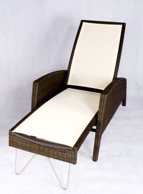 Les Jardins Out of Blue Chaise Lounge