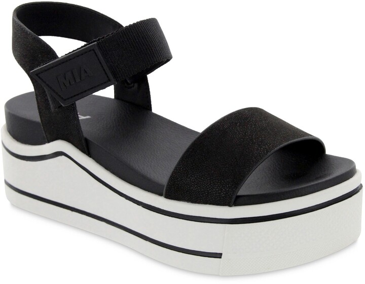 mia platform sandals black
