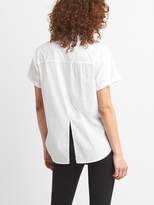 Thumbnail for your product : Gap Split-Back Short Sleeve Shirt in Poplin