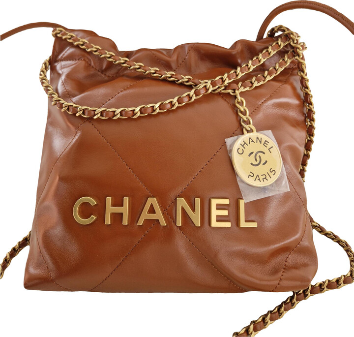 Chanel 22 handbag - ShopStyle Shoulder Bags