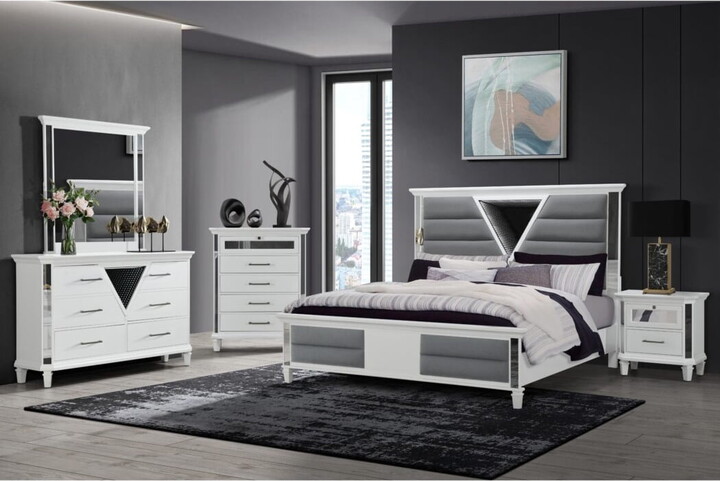 Global Furniture USA Marco Metallic White Queen Bed Set with LED Mirror