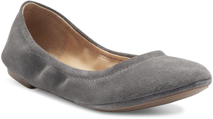 lucky brand bondy flat