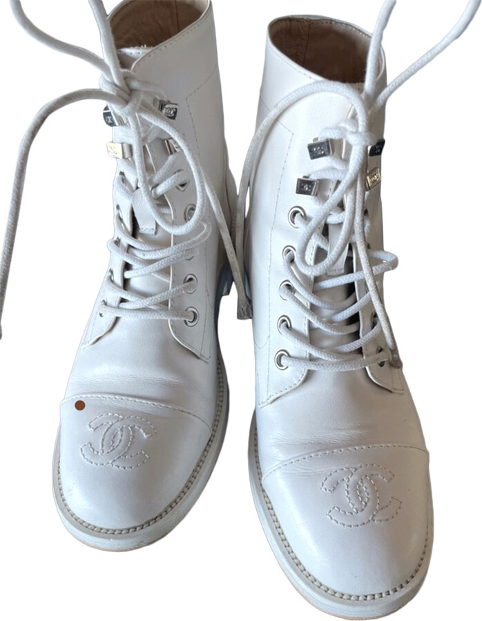 Chanel Boots Women Whites Leather (Calf)