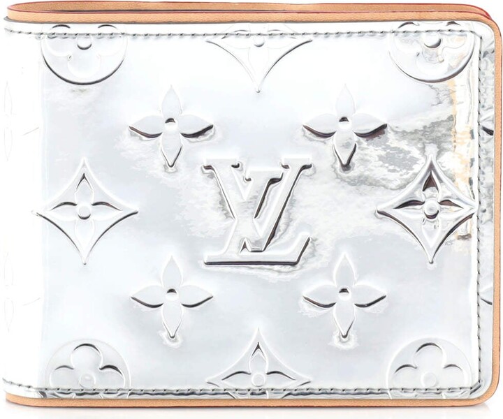 louis vuitton silver logo