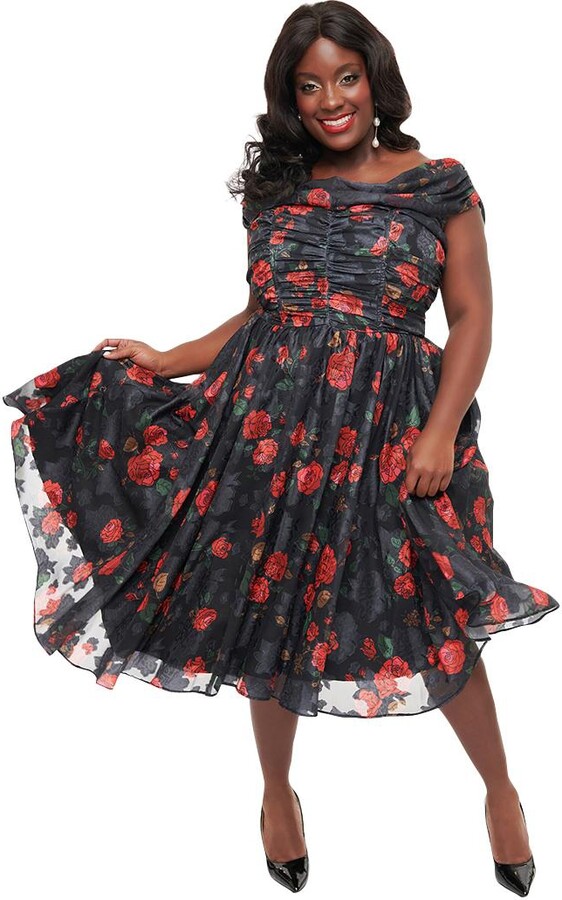 Unique Vintage Plus Size Off The Shoulder Ruffle Cocktail Dress - Black/red roses