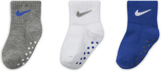 Nike Core Swoosh Baby (12-24M) Ankle Gripper Socks Box Set (3 Pairs) in Multicolor