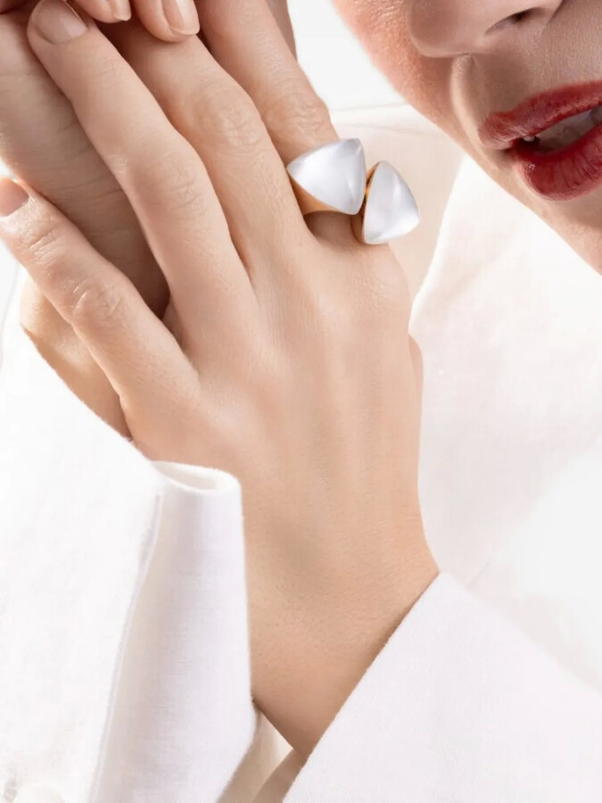 Vhernier Rock Crystal Pearl Ring