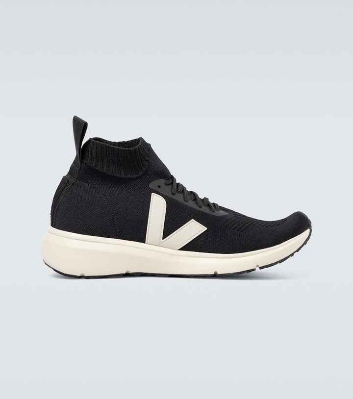 ssense veja
