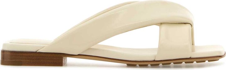 Bottega Veneta Ivory Leather Riva Slippers