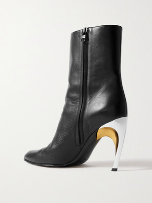 ショートブーツ・ブーティ Alexander Mcqueen Black Leather Armadillo Ankle Boots Alexander McQueen Armadillo Leather Ankle Boots - Black