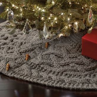 Beekman 1802 Heirloom Holiday Chunky Knit Tree Skirt in Grey