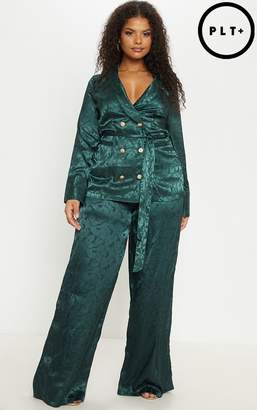 PrettyLittleThing Plus Satin Emerald Green Jacquard Long Line Blazer