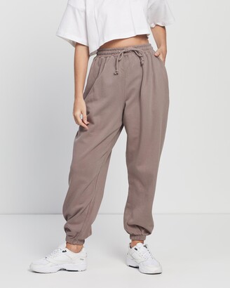missguided petite sweatpants