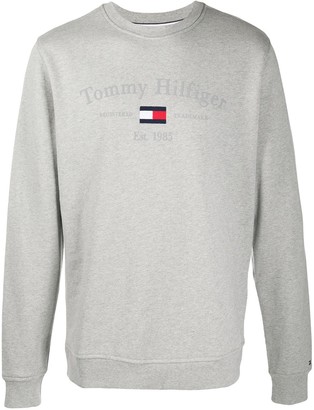 tommy jeans embroidered sweatshirt