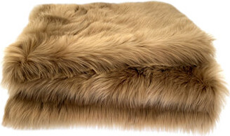 Spectrum Rugs Premium Luxury Faux Sheepskin Fur Throw Blanket