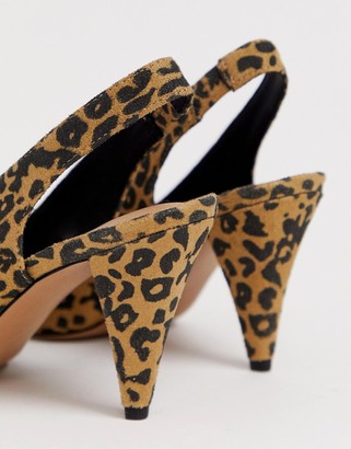 ASOS DESIGN Stormie slingback mid heels in leopard