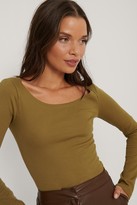 Thumbnail for your product : Queen Of Jetlags X NA-KD Ribbed Shoulder Detail Top