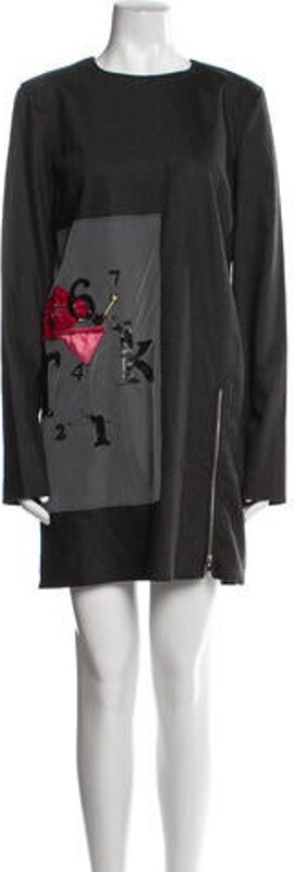 Au Jour Le Jour Shift Dress Grey Graphic Print Beaded & Sequin Accents Long Sleeve with Crew Neck Exposed Zip Closure at Side