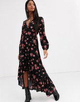 Thumbnail for your product : Stradivarius ditsy floral long sleeved midi dress