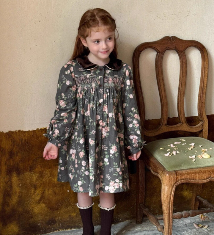None 2025 Autumn New Girls Velvet Collar Splicing Floral Dress Girls Pulling Long Sleeve Dress Forest Style Girls Dress