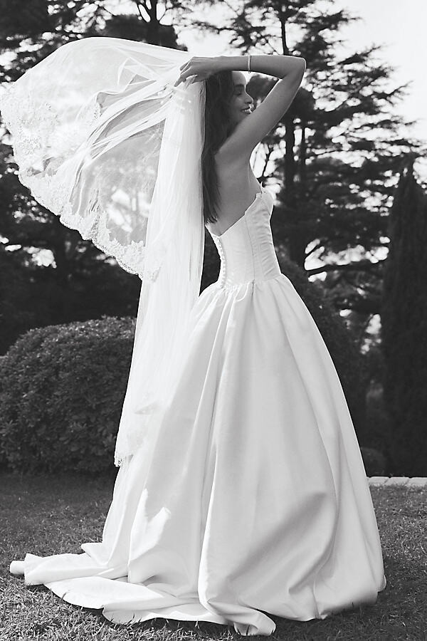 Watters Angelique Lace Chapel Veil