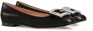 Gucci Leather ballet flat with crystal G