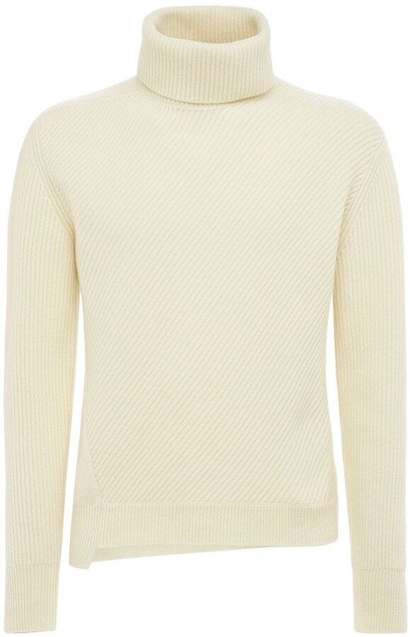 cream turtleneck men