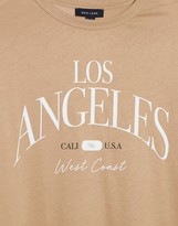 Thumbnail for your product : New Look oversized Los Angeles slogan tee in mink