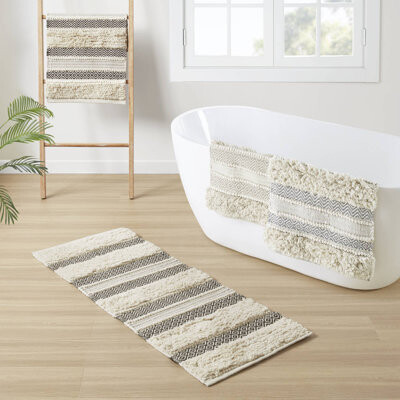 INK+IVY Asher Cotton Blend Hand-Woven Texture Bath Rug with Non-Slip Backing