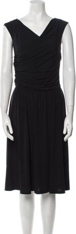 Studio Max Mara A-Line Dress Black & Neutrals Pleated Accents Sleeveless with V-Neck Concealed Zip Closure at Side Size not listed, estimated from measurements.